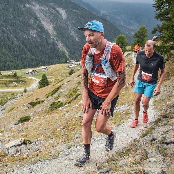 Thy Trail Hounted Youth True Blue ランニングキャップ ユニセックス メンズ レディース トレイルランニング 自転車 サイクリング おしゃれ ブランド Thy C005 Trueblue トレイルランニング専門店sotoaso 通販 Yahoo ショッピング