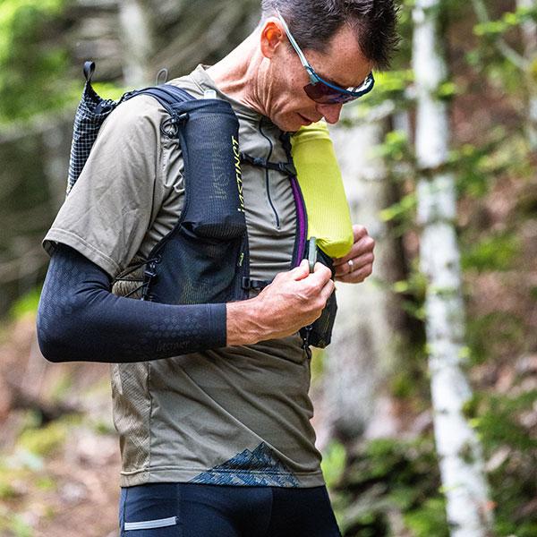 INSTINCT ☆INSTINCT インスティンクト EKLIPSE 12L Black/Lime メンズ