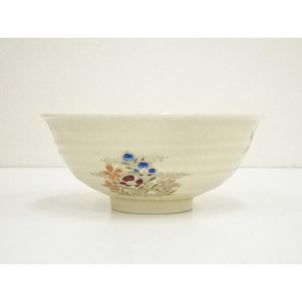 ys7344412; 宗sou 薩摩焼 桃伯窯造 金彩色絵秋草文茶碗（共箱）【道