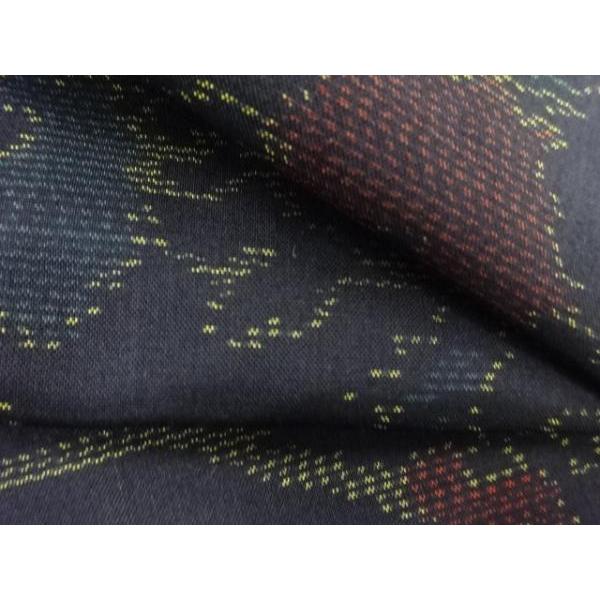 ys7401453; 宗sou 菊模様織り出し本場泥大島紬着物【着】 : お茶道具