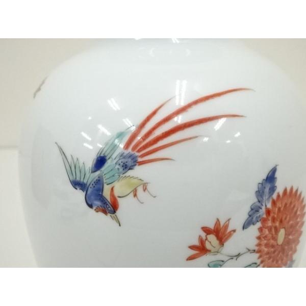 ys7420377; 宗sou 十三代 酒井田柿右衛門造 錦菊鳥文花瓶（共箱）【道