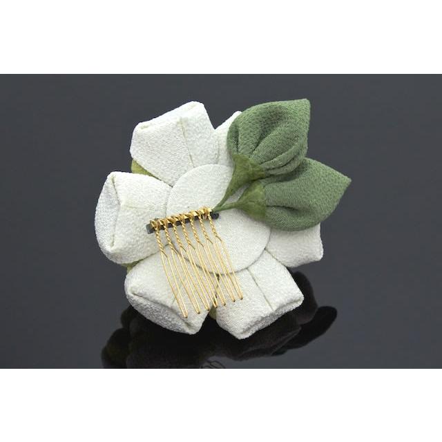 SOUBIEN（創美苑） 髪飾り つまみ細工 抹茶色 緑 グリーン 椿 牡丹 花
