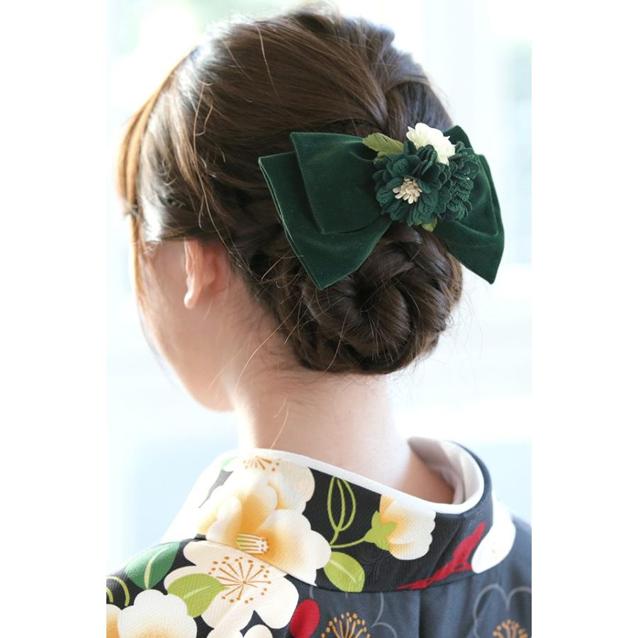 髪飾り リボン 卒業式 和装 深緑色 グリーン 白 花束 ベルベット ビロード コーム 髪留め 成人式 振袖 袴 ヘアアクセサリー 日本製 Kaz6112tw 3116 きもの館 創美苑 通販 Yahoo ショッピング