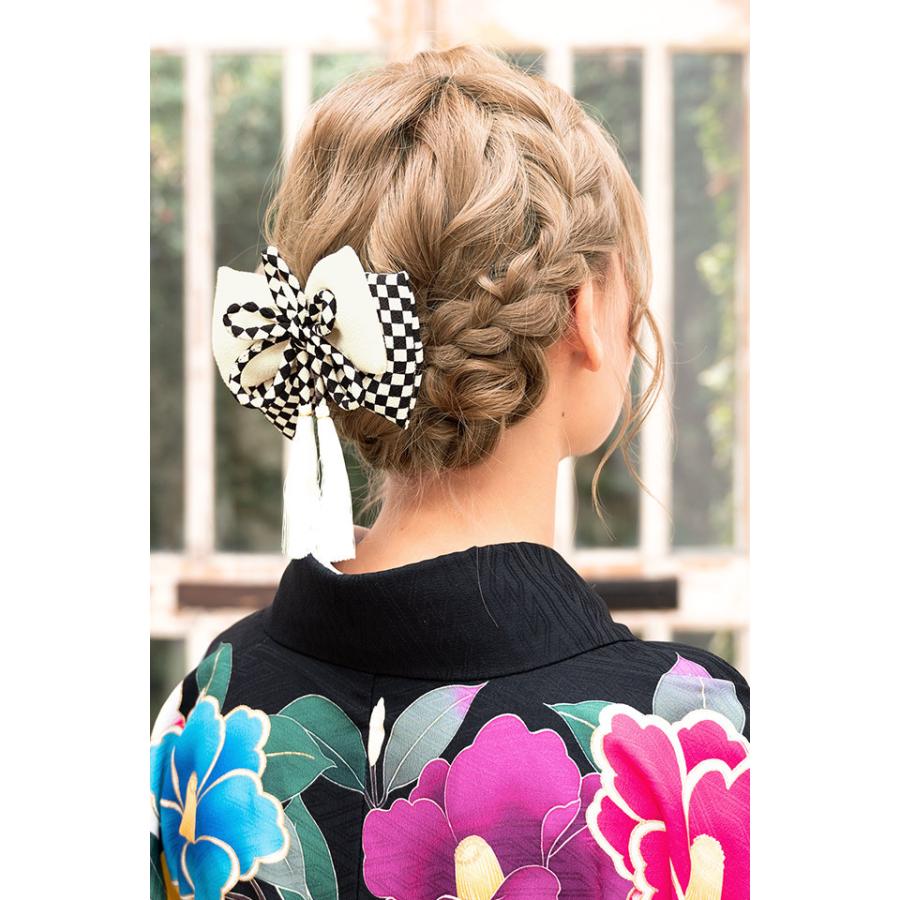 和装 髪飾り 白黒 市松 房付き SOUBIEN（創美苑） 髪飾り リボン 白 黒 市松格子 丸ぐけ紐 縮緬