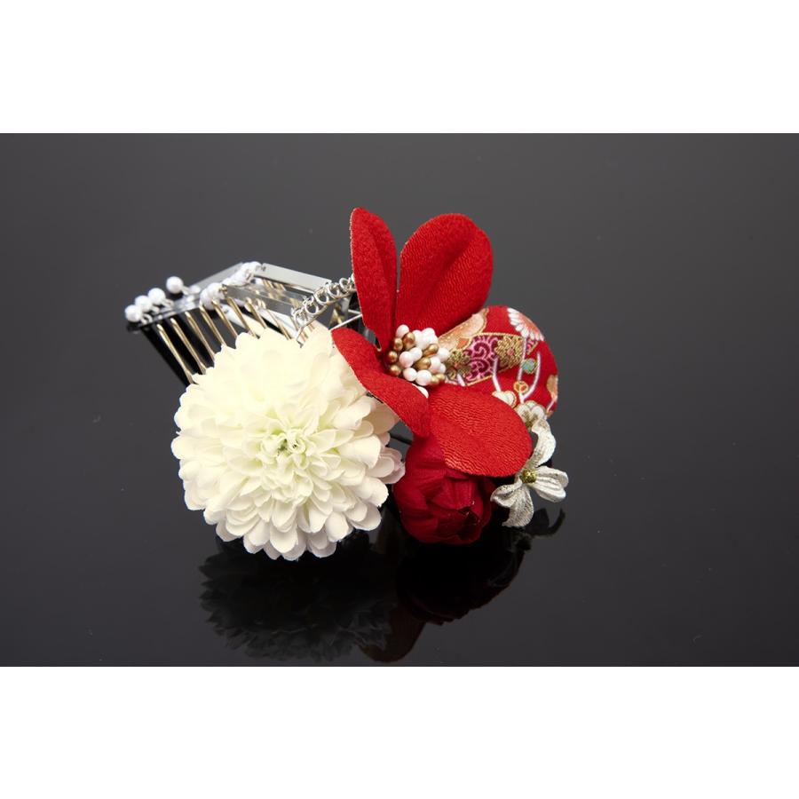 髪飾り 赤 白 ピンポンマム 菊 花 コサージュ 縮緬 和柄 びら飾り 小ぶり 成人式 振袖向け 卒業式 日本製 送料無料 Kaz7051cm 3116 きもの館 創美苑 通販 Yahoo ショッピング