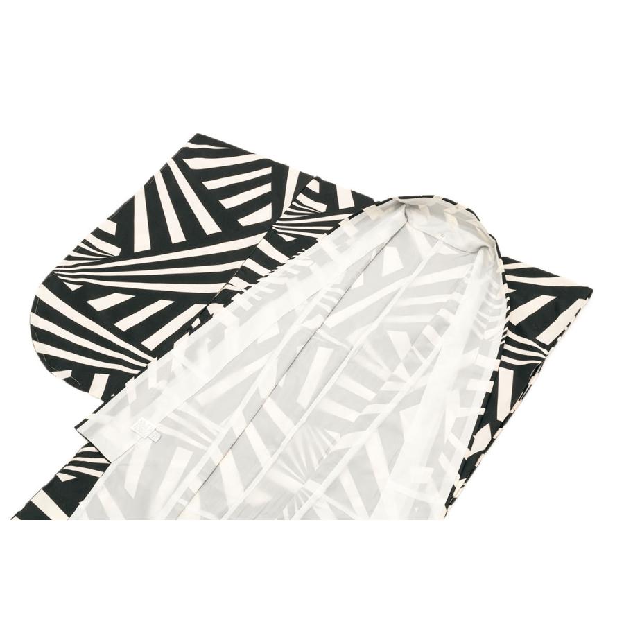 二尺袖着物 単品 袴用 ブラック ホワイト 黒 白 幾何学模様 洗える 小