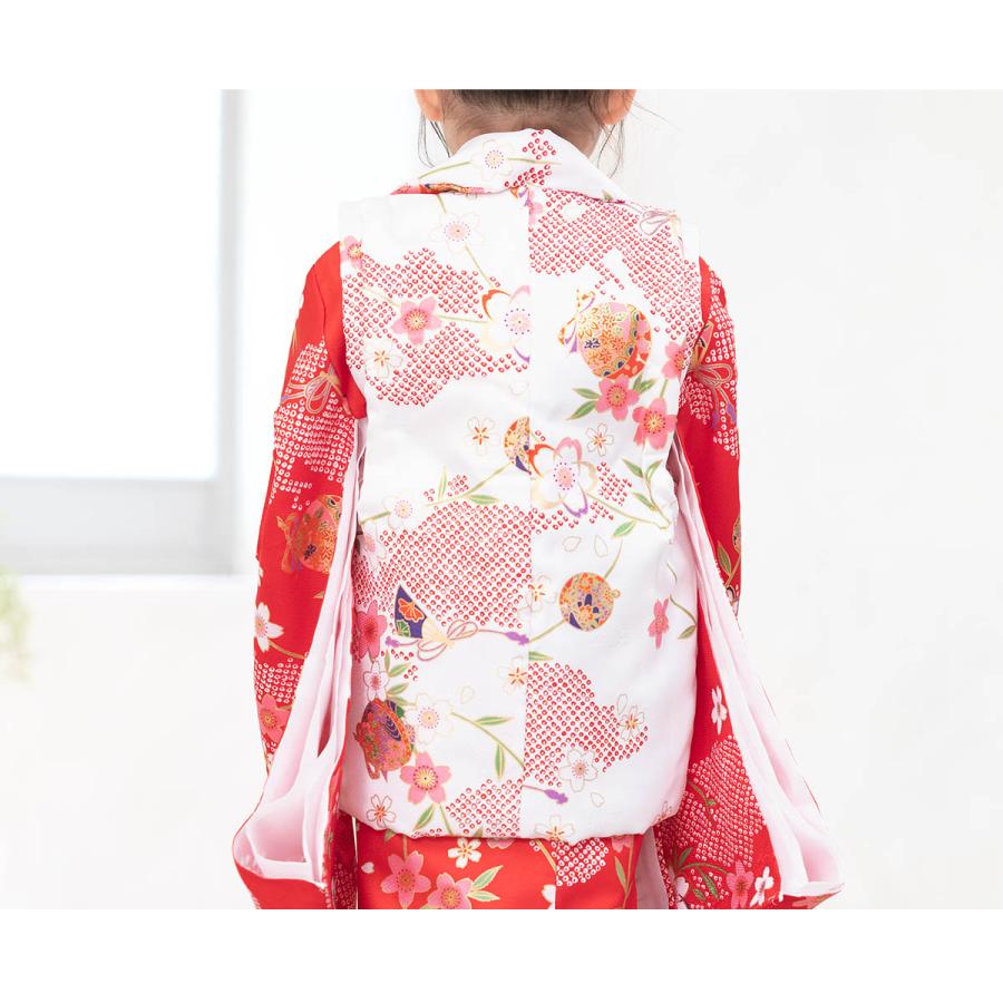 602ag7□七五三 三歳 女児 着物&被布 一つ紋 刺繍 扇 雲取り白□ 七五三 着物 3歳 女の子 ブランド被布セット 華徒然「紅×アイボリー 檜