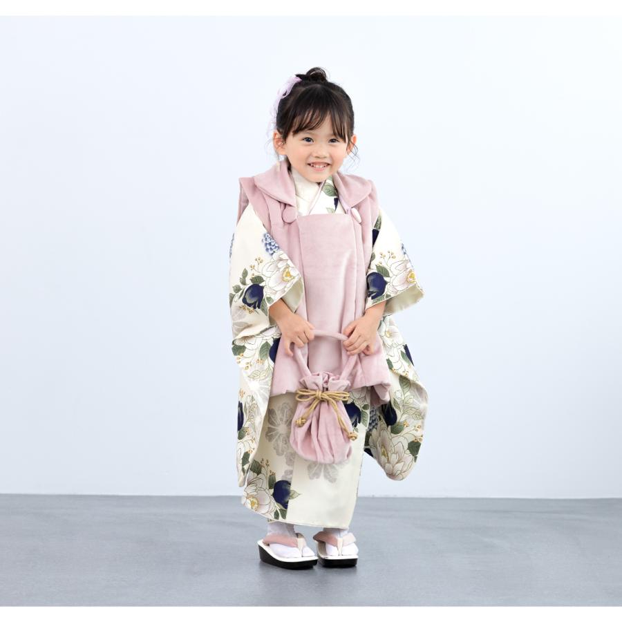 いいね割引対象 3歳祝い着 花柄の伝統的な着物 七五三用K110 いいね割引対象 3歳祝い着 花柄の伝統的な着物 七五三
