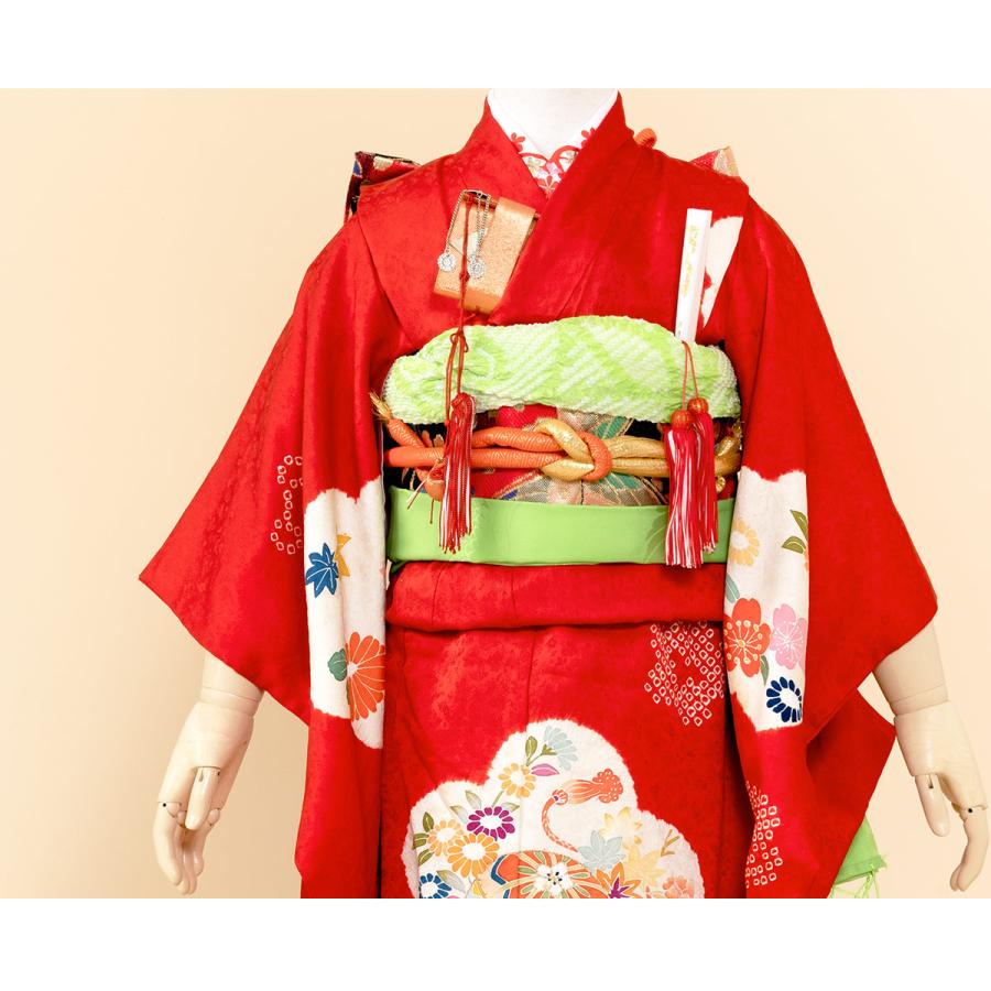 七五三　3歳　着物　赤　双子 三歳女の子の双子ちゃんにおすすめ七五三着物 色違いコーデ