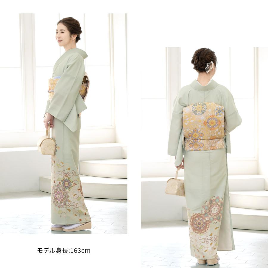 千總 色留袖 薄グリーン 落款あり 橘 刺繍 三つ紋 伊勢丹誂え 千總 色留袖 薄グリーン 落款あり 橘 刺繍 三つ紋 伊勢丹誂え 千