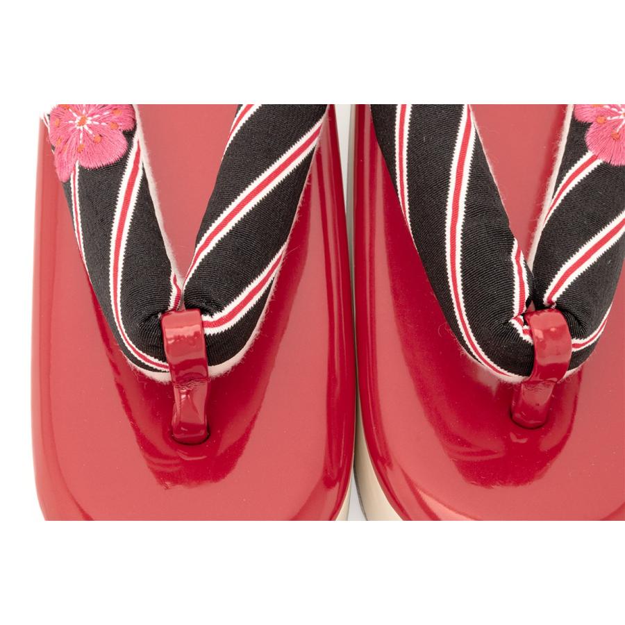 成人式 草履 レディース 厚底 振袖 盛装 yumiyumi 黒 赤 白 桜 さくら ストライプ 刺繍 クッション 桂由美 KATSURA YUMI フリーサイズ SOUBIEN（創美苑） 草履 成人式 レディース 厚底 振袖 盛装 yumiyumi