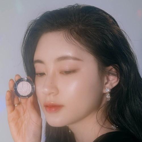 ロムアンド グリッター シャドウ 02 ホワイトホール ( 1.2g )/ : 爽快