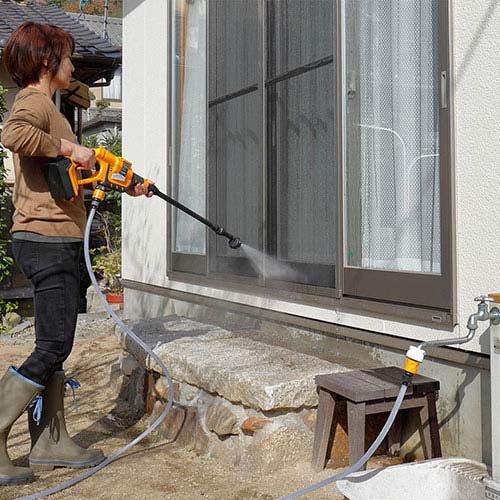 京セラ 充電式ポータブルウォッシャー(コードレス高圧洗浄機) BPW