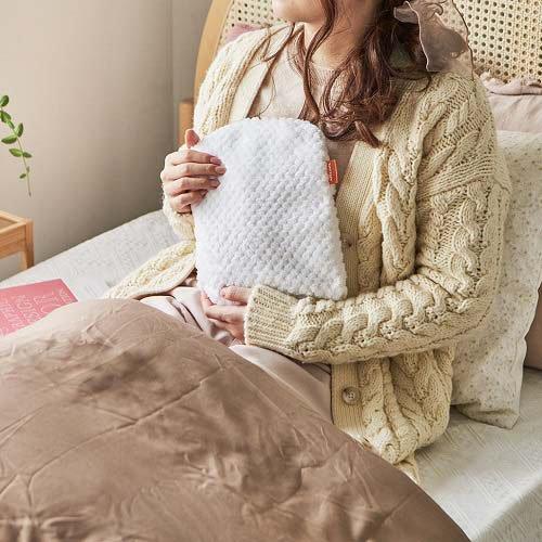 アピックス SHIZUKU e湯たんぽ ホワイト AEY-S30 WH ( 1台 )/ : 爽快