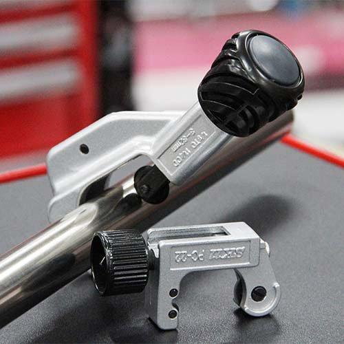 藤原産業 SK11 パイプカッター PC-32 切断能力4〜32mm ( 1コ入 藤原産業 SK11 パイプカッター PC-32 切断能力4〜32mm ( 1コ入