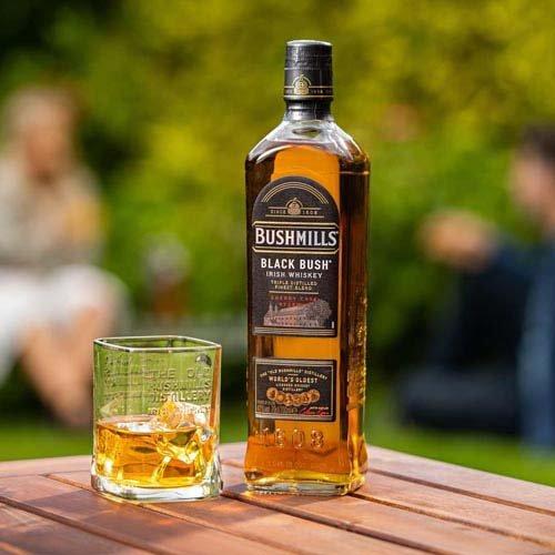 ブッシュミルズ ブラックブッシュ ( 700ml )/ アサヒビール/ウイスキー