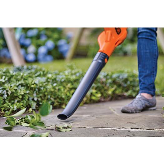BLACK＋DECKER 18Vコードレスブロワー 楽天市場】18V 2.0Ah コードレスブロワー GWC1820PC 集じん