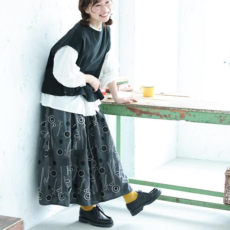 6Bee 草花ワルツの刺繍スカート レディース ロング フレア Aライン ミモレ丈 花柄 ボトムスの画像