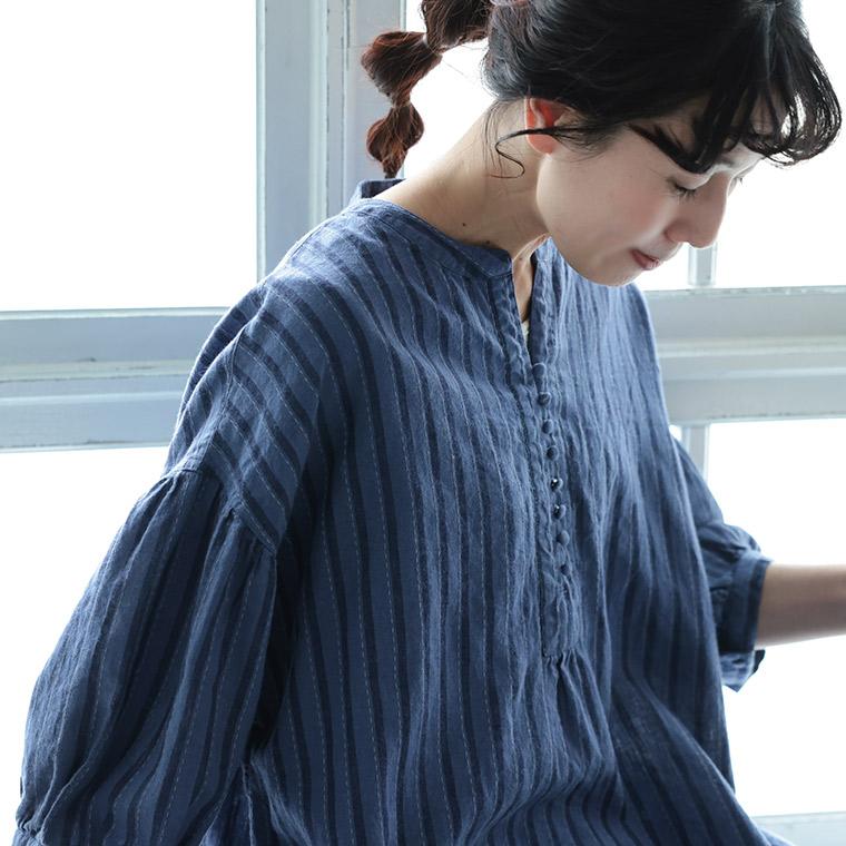 藍色工房の手しごとブラウス レディース シャツ プルオーバー 七分袖 7分袖 半端袖 パフスリーブ キーネック 麻混 リネン混 ストライプ トップスの画像