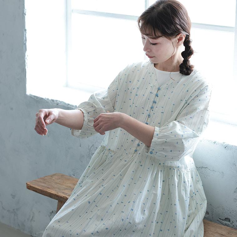 はちみつ堂 みずの音のワンピース レディース ロング フレア Aライン 七分袖 7分袖 Vネック 幾何学柄 麻混 リネン混の画像