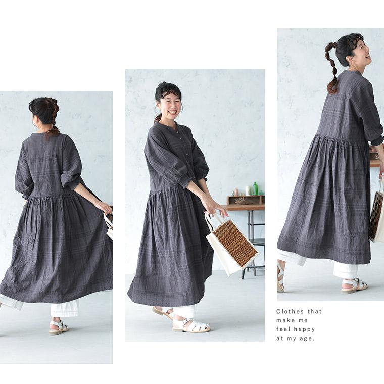 ふくろうと月 ニュアンスチェックな夏のワンピース レディース ロング フレア Aライン 七分袖 7分袖 パフスリーブ キーネックの画像
