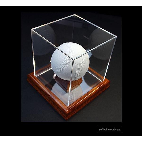 ソフトボールコレクションケース・木製/UVカット＋記念プレート（文字