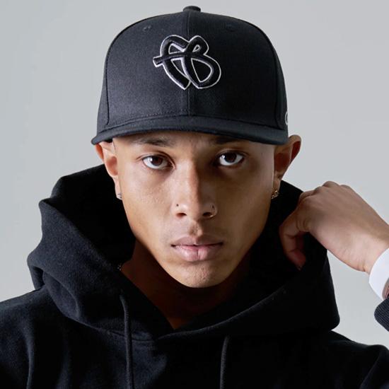 超ビンテージ FUBU旧ロゴキャップ s-l1200.jpg