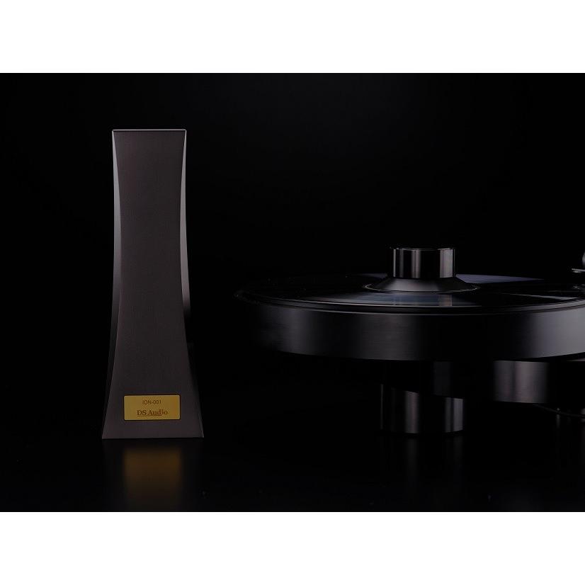 DS Audio ION-001 Vinyl Ionizer ＋,-イオンを放出しレコード盤面の