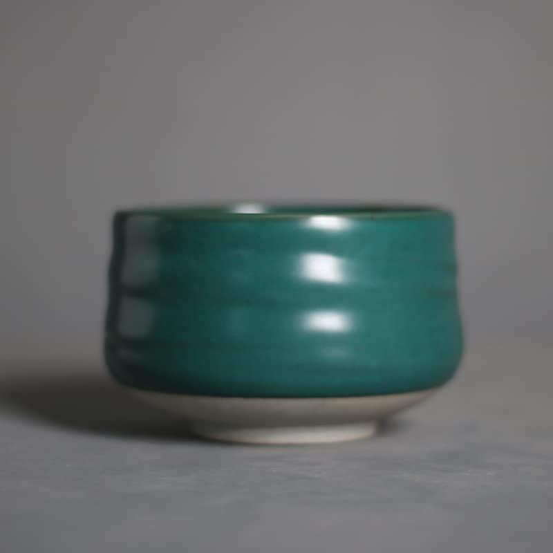 休日抹茶碗 青 陶器 お茶会 抹茶碗 径12cm 茶碗 茶道具 高さ8cm 贈り物
