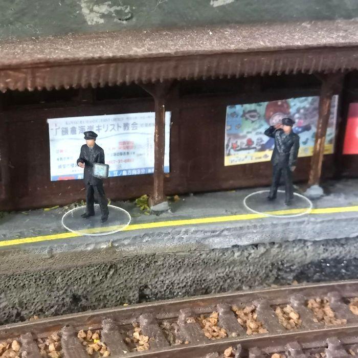 ジオラマ人形 1/150 フィギュア 3D  JR西日本 駅員 男女 55-1000 駅係員 男性駅員3体 女性駅員3体 JR西日本駅員 Nゲージ フィギュア 鉄道模型人形 駅員模型 鉄道 | タケダ | 12