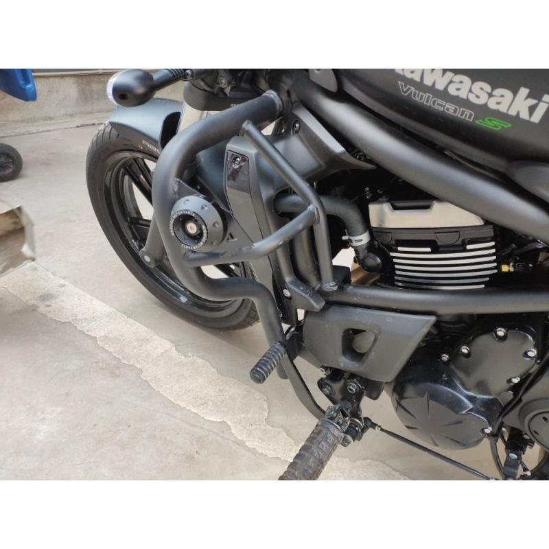 エンジン関連 エンジンガード カワサキ バルカンｓ Vn650 En650 15 17 エンジンガード クラッシュバー プロテクター スチール製 ブラック Un M Sozuヤフーショップ 通販 Yahoo ショッピング