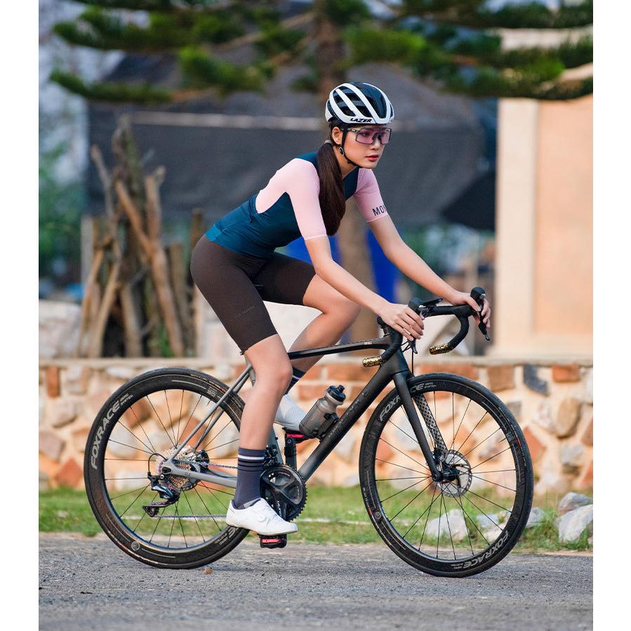 Monton［モントン］女性用半袖サイクルジャージ［自転車用/レディース］Chechen ショートスリーブツートーンカラー取り寄せ品の画像
