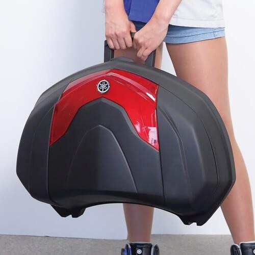 ヤマハ　ワイズギア　ユーロボックス　リアボックス　トップケース　純正 YAMAHA（ヤマハ） 【当店在庫あり】ユーロヤマハトップケース