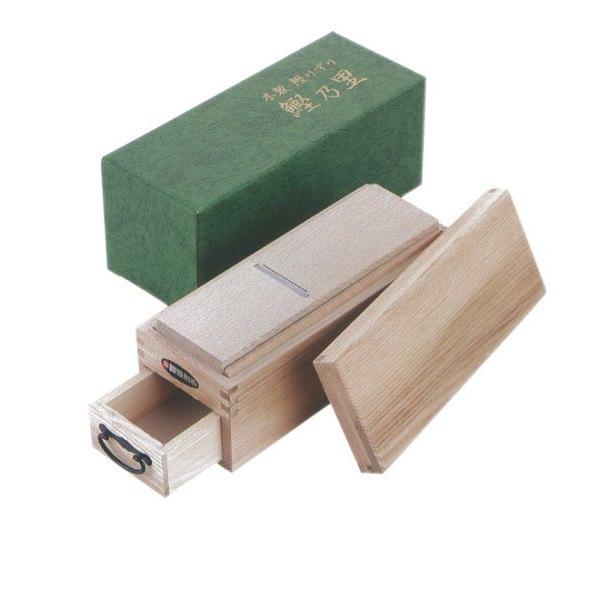 鰹箱　鰹の里　※現在化粧箱が異なりますのでご了承ください。 | 