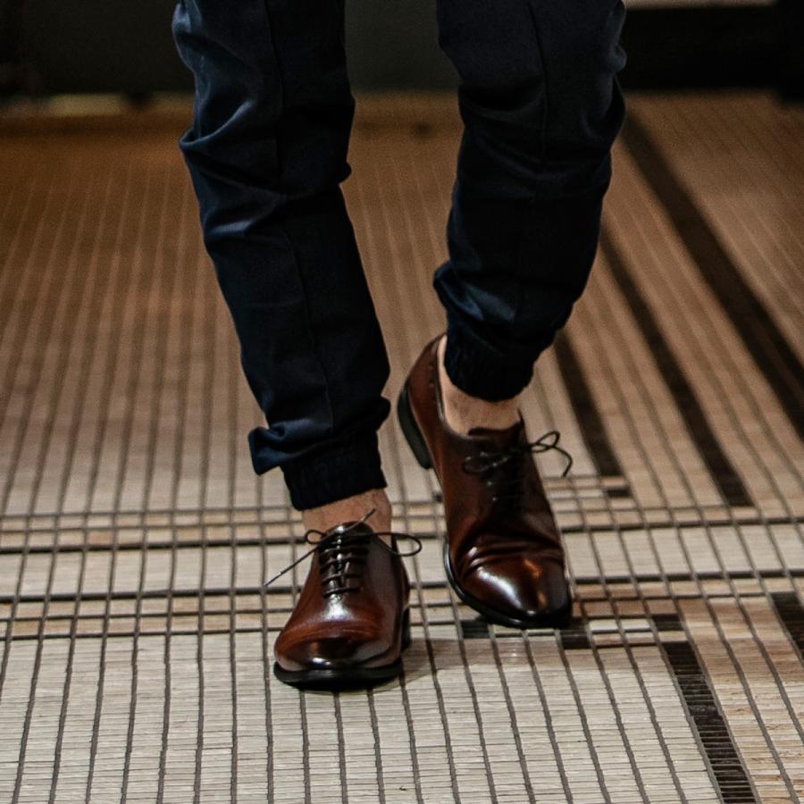 AKM Contemporary（エイケイエムコンテンポラリー） スムース レザー