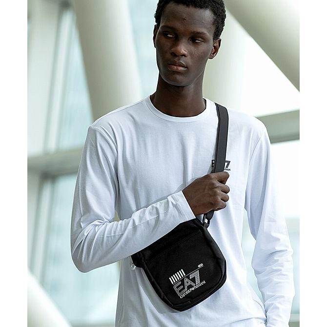 MIMI EMPORIO ARMANI ブラックボディバッグ EMPORIO ARMANI エンポリオアルマーニ ボディバッグ Y4O238 Y138E