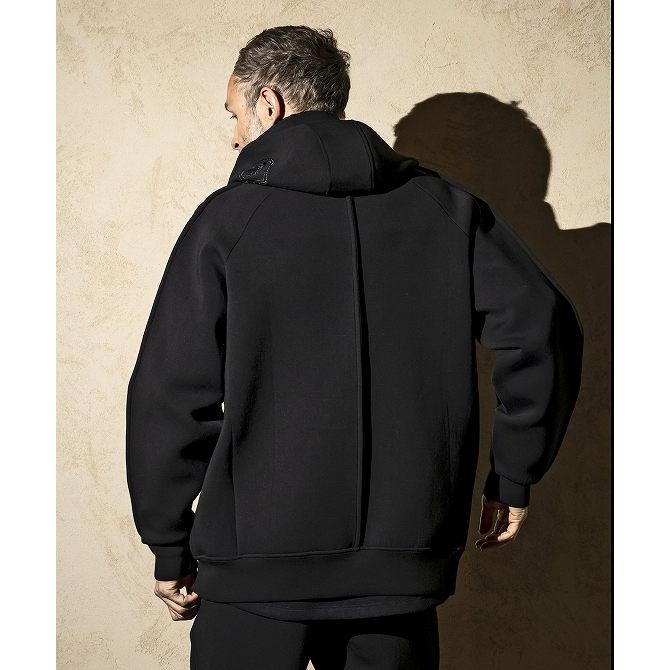 C DIEM カルペディエム エンボスロゴ フーディー パーカー