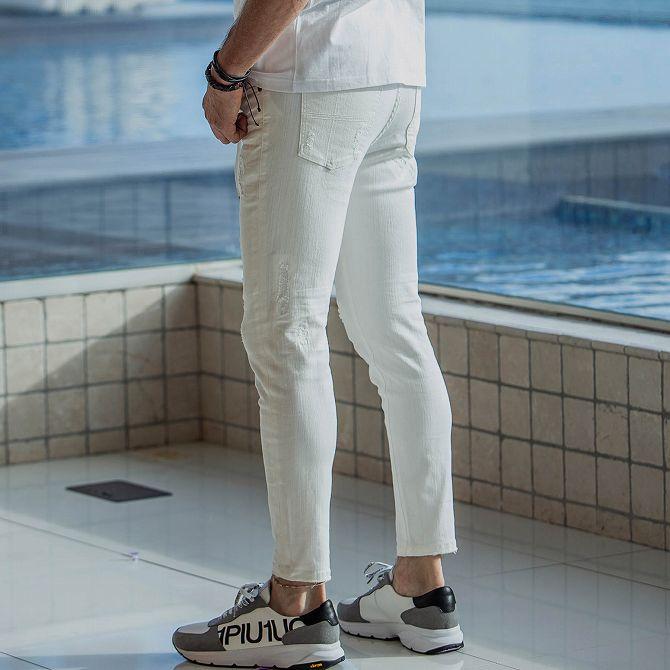 極美品 1piu1uguale3 ホワイトデニム ストレッチテーパードデニム 4 1PIU1UGUALE3 RELAX ウノピゥウノウグァーレトレ アンクル丈 ホワイト