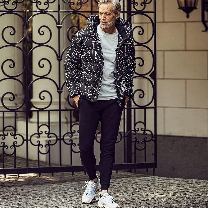 ■413 1PIU1UGUALE3 RELAX セットアップ ボア 白 S 1PIU1UGUALE3 RELAX ウノピゥウノウグァーレトレ コード刺繍