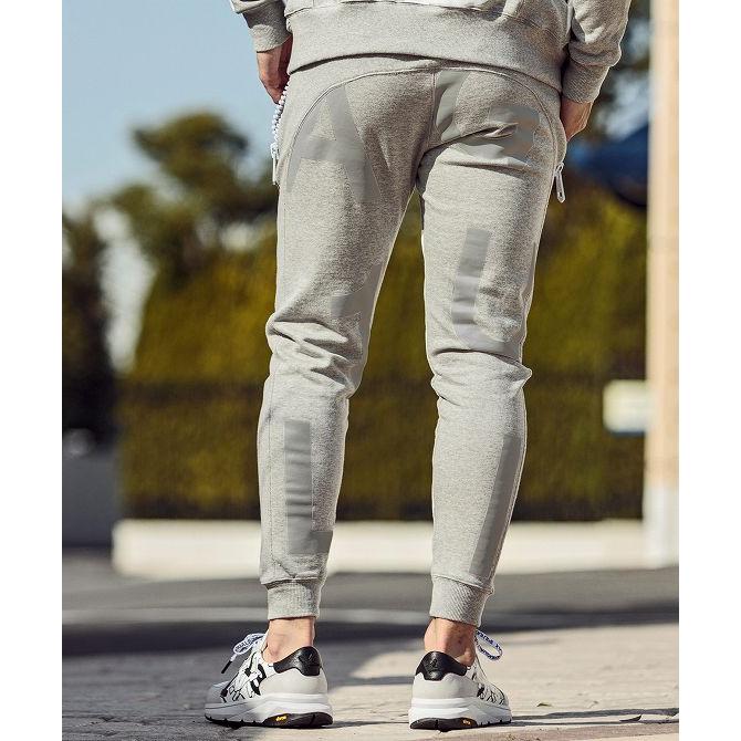 1PIU1UGUALE3 RELAX ウノピゥウノウグァーレトレ ビッグファスナー