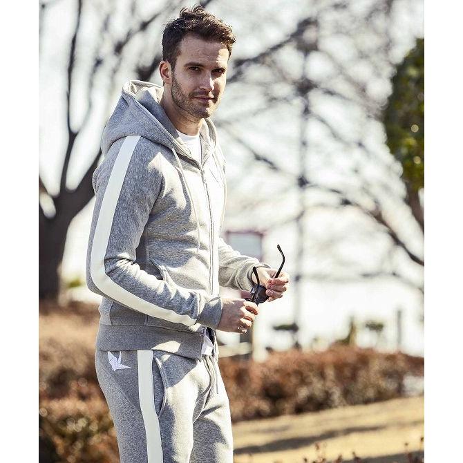 1PIU1UGUALE3 RELAX ウノピゥウノウグァーレトレ リラックス サイド  