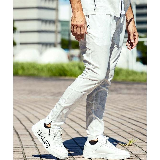 1PIU1UGUALE3 RELAX ウノピゥウノウグァーレトレ リラックス 総柄