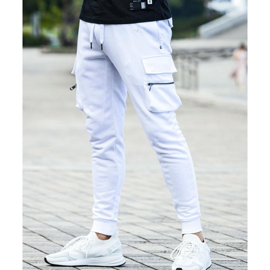 1PIU1UGUALE3 RELAX ウノピゥウノウグァーレトレ リラックス