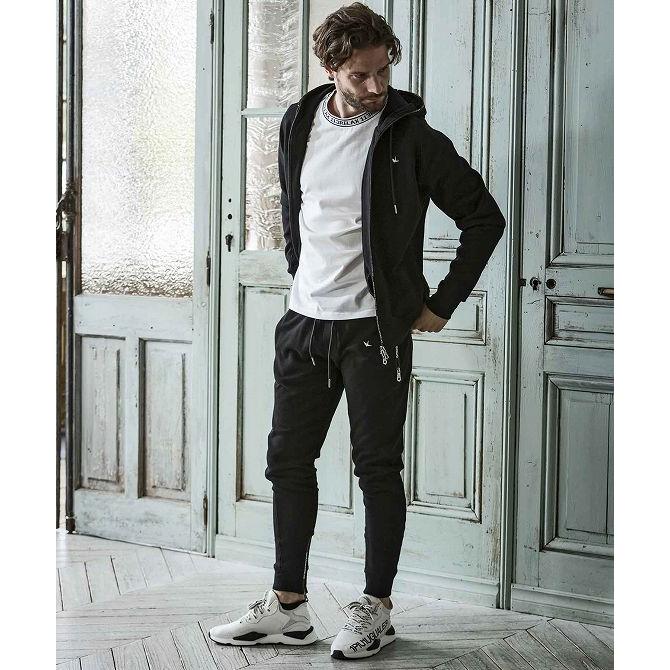 1PIU1UGUALE3 RELAX ウノピゥウノウグァーレトレ リラックス ジップ