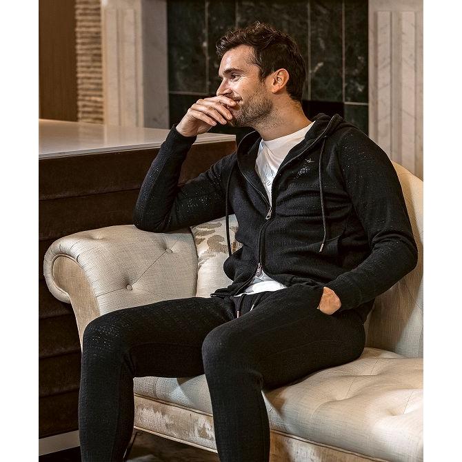 1PIU1UGUALE3 RELAX ウノピゥウノウグァーレトレ リラックス