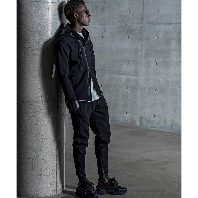 1PIU1UGUALE3 RELAX ウノピゥウノウグァーレトレ リラックス バイカー