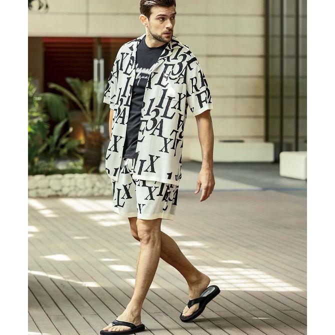 1PIU1UGUALE3 RELAX ウノピゥウノウグァーレトレ リラックス ロゴ