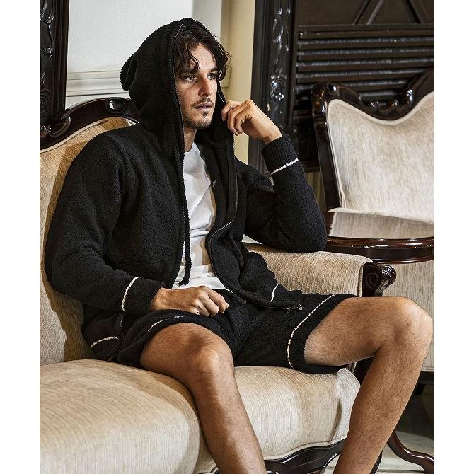 1PIU1UGUALE3 RELAX ウノピゥウノウグァーレトレ リラックス