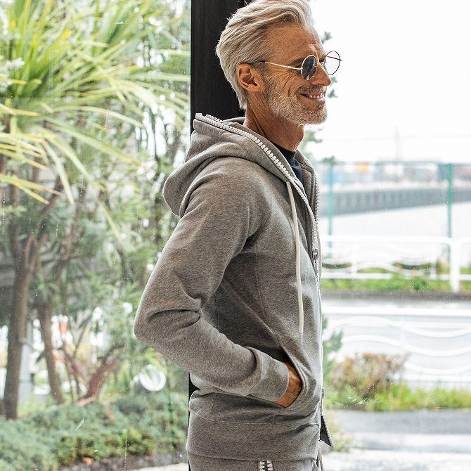 1PIU1UGUALE3 RELAX ウノピゥウ 裏毛 ビッグファスナー パーカー