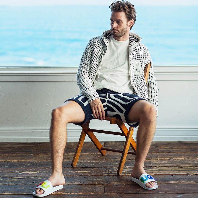 1PIU1UGUALE3 RELAX ウノピゥウノウグァーレトレ 3ロゴ ビッグワッフル